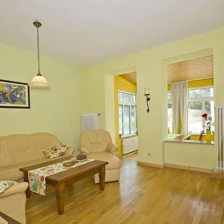 Haus Borgwardt Fewo 02 Strandnah Goehren (Ruegen)
